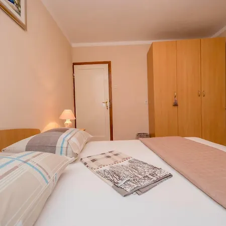 Apartamento Rab