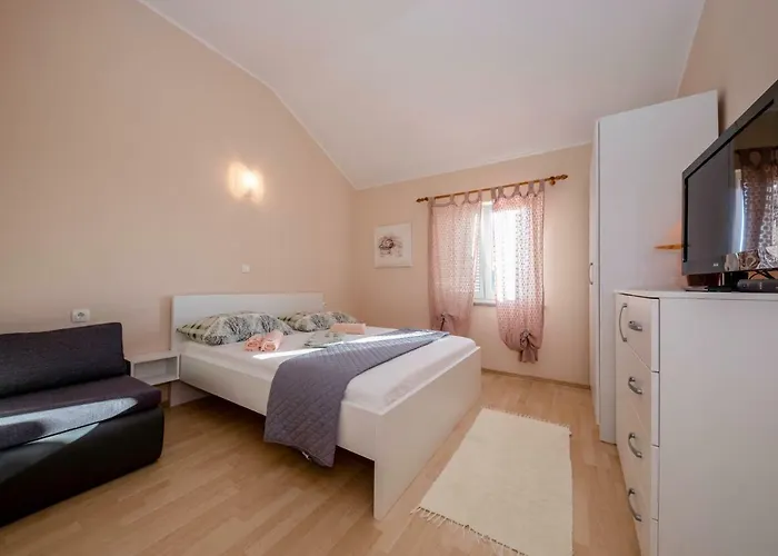 Rab Апартаменты